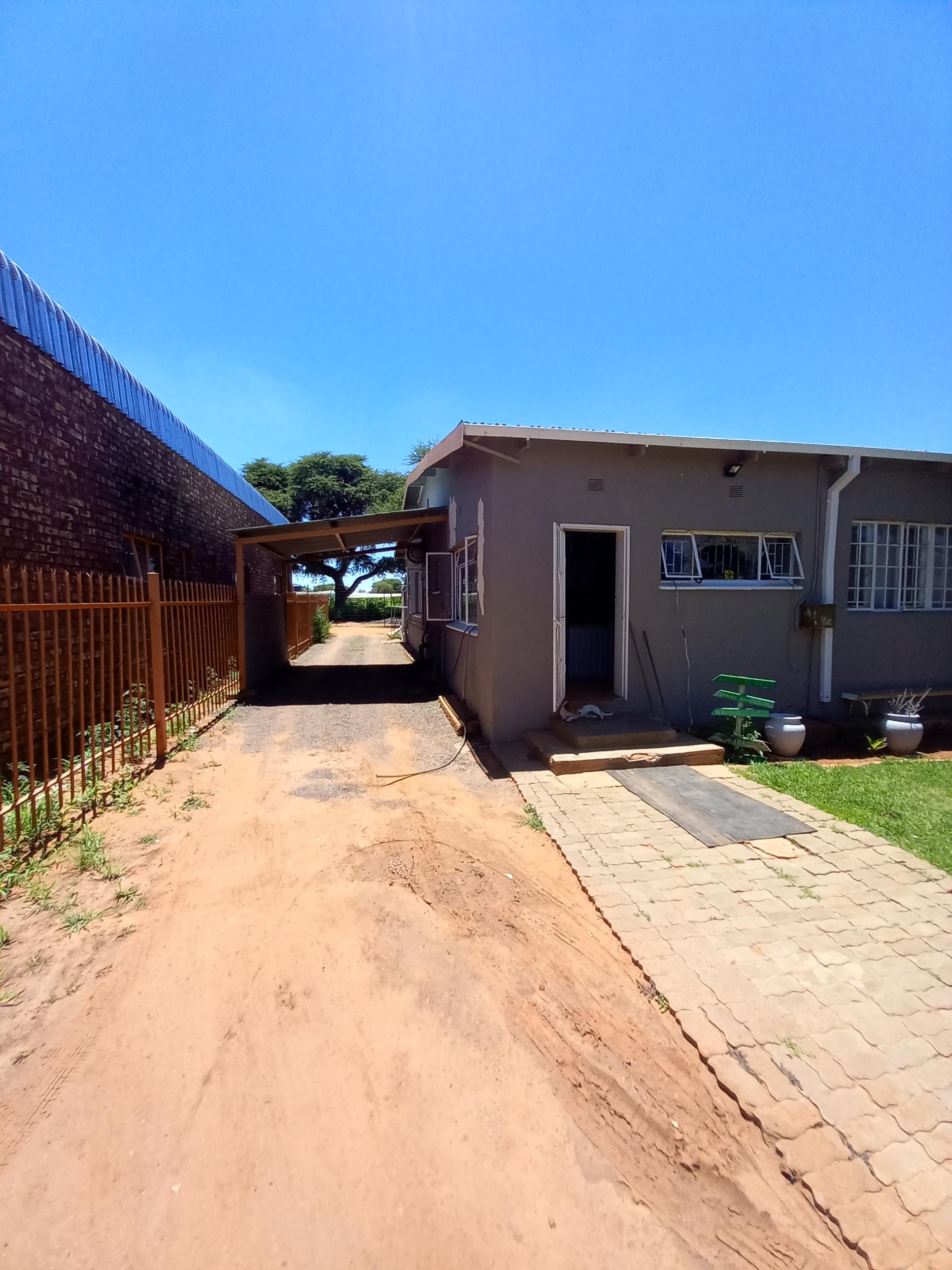 2 Bedroom Property for Sale in Hartswater Northern Cape